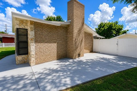 Casa en venta en Orlando, Florida, 3 dormitorios, 158.12 m2 № 2167619 - foto 9