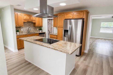Casa en venta en Orlando, Florida, 3 dormitorios, 158.12 m2 № 2167619 - foto 4