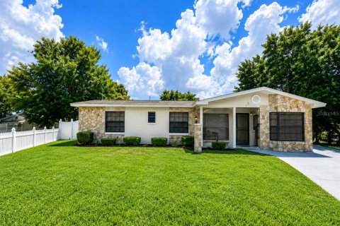 Casa en Orlando, Florida 3 dormitorios, 158.12 m2 № 2167619