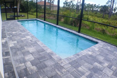 Villa ou maison à vendre à Port Charlotte, Floride: 4 chambres, 169.83 m2 № 1876691 - photo 19