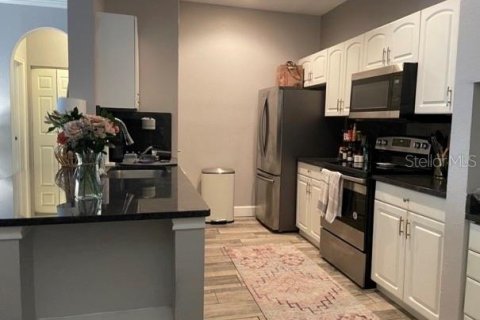 Condominio en alquiler en Orlando, Florida, 2 dormitorios, 99.41 m2 № 2091499 - foto 2