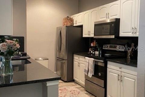 Condominio en alquiler en Orlando, Florida, 2 dormitorios, 99.41 m2 № 2091499 - foto 4