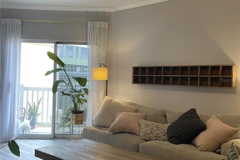 Condominio en alquiler en Orlando, Florida, 2 dormitorios, 99.41 m2 № 2091499 - foto 3