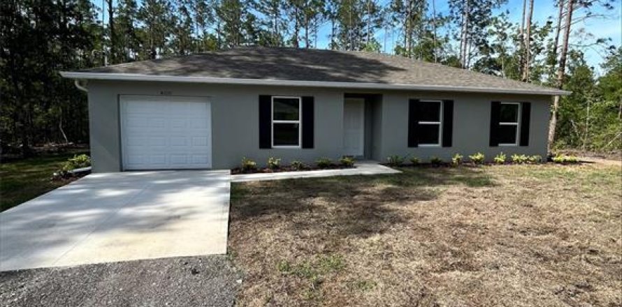 House in Hastings, Florida 3 bedrooms, 115.48 sq.m. № 1686672
