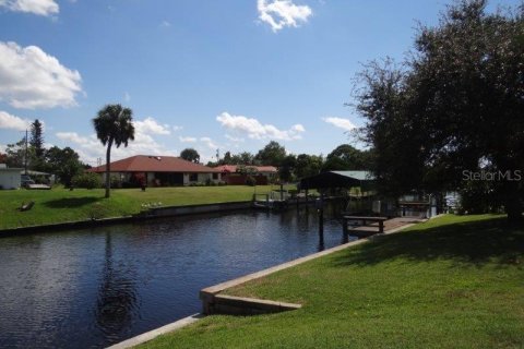 Casa en alquiler en Port Charlotte, Florida, 3 dormitorios, 143.72 m2 № 1677384 - foto 12