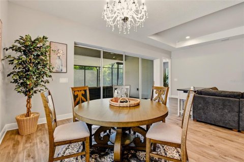Villa ou maison à vendre à Kissimmee, Floride: 3 chambres, 204.57 m2 № 2400940 - photo 14