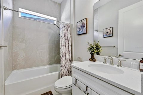 Villa ou maison à vendre à Kissimmee, Floride: 3 chambres, 204.57 m2 № 2400940 - photo 24