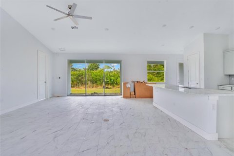 Villa ou maison à vendre à Englewood, Floride: 3 chambres, 189.71 m2 № 2400892 - photo 14