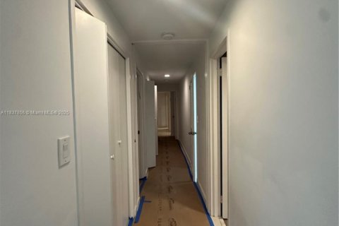 Copropriété à louer à Miami Beach, Floride: 2 chambres, 235.41 m2 № 1823752 - photo 14