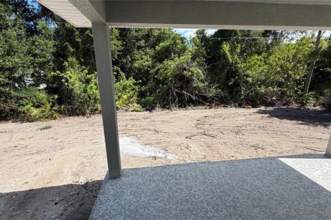 Villa ou maison à vendre à Port Charlotte, Floride: 3 chambres, 140.47 m2 № 2231303 - photo 3