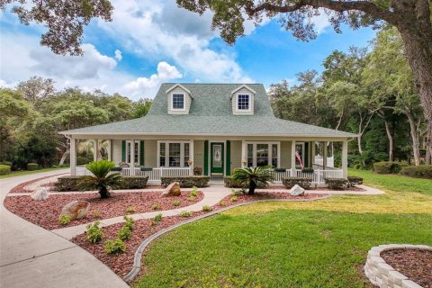 House in Hernando, Florida 3 bedrooms, 234.95 sq.m. № 1690615 - photo 1