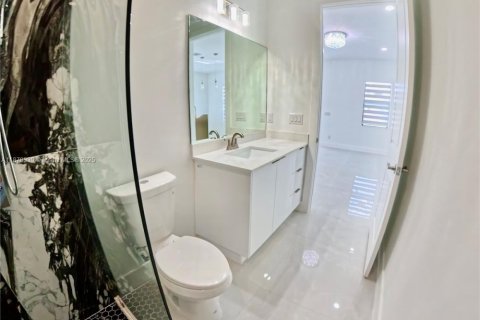 House in Lehigh Acres, Florida 3 bedrooms № 1920309 - photo 23