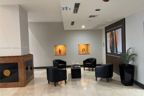 Купить кондоминиум в Майами, Флорида 1 спальня, 79.9м2, № 1997703 - фото 17