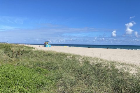 Copropriété à louer à Pompano Beach, Floride: 2 chambres, 77.57 m2 № 2352768 - photo 12