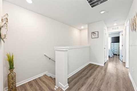 Townhouse in Orlando, Florida 4 bedrooms, 168.06 sq.m. № 2396464 - photo 20