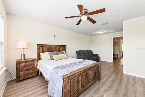 Townhouse in Orlando, Florida 4 bedrooms, 168.06 sq.m. № 2396464 - photo 24