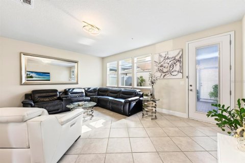 Townhouse in Orlando, Florida 4 bedrooms, 168.06 sq.m. № 2396464 - photo 13