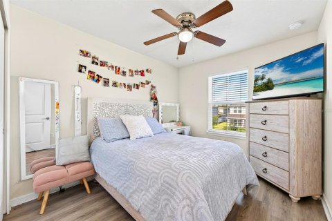 Townhouse in Orlando, Florida 4 bedrooms, 168.06 sq.m. № 2396464 - photo 29