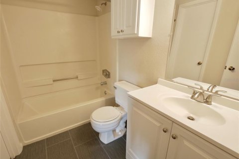 Condominio en alquiler en Altamonte Springs, Florida, 2 dormitorios, 94.67 m2 № 1912389 - foto 13