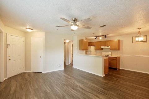 Condominio en alquiler en Altamonte Springs, Florida, 2 dormitorios, 94.67 m2 № 1912389 - foto 5