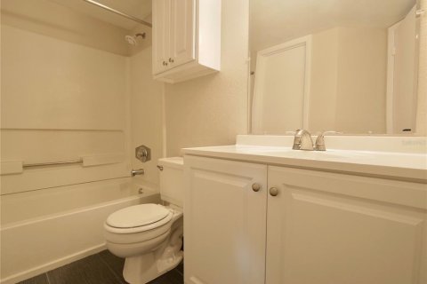 Condominio en alquiler en Altamonte Springs, Florida, 2 dormitorios, 94.67 m2 № 1912389 - foto 12