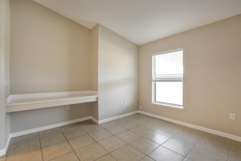 Villa ou maison à louer à Orlando, Floride: 4 chambres, 175.86 m2 № 1905183 - photo 14