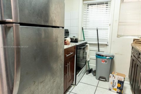 Купить коммерческую недвижимость в Майами, Флорида 206.24м2, № 1941140 - фото 10