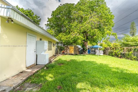 Купить коммерческую недвижимость в Майами, Флорида 206.24м2, № 1941140 - фото 18