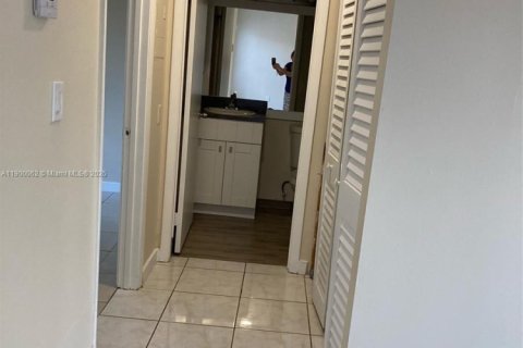 Touwnhouse à louer à Homestead, Floride: 2 chambres, 88.35 m2 № 1952642 - photo 6