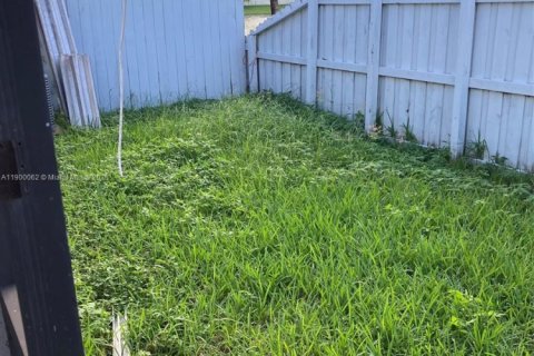 Touwnhouse à louer à Homestead, Floride: 2 chambres, 88.35 m2 № 1952642 - photo 11