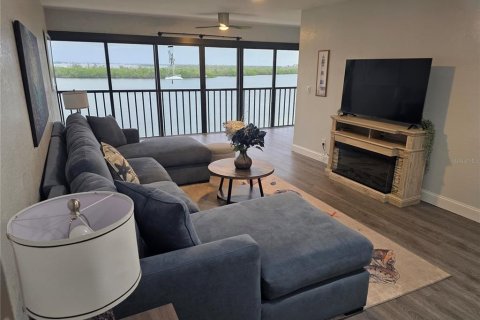 Copropriété à louer à Englewood, Floride: 2 chambres, 113.53 m2 № 2416708 - photo 11
