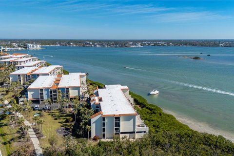 Copropriété à louer à Englewood, Floride: 2 chambres, 113.53 m2 № 2416708 - photo 2