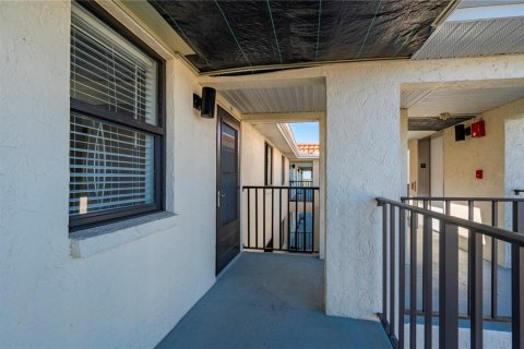 Copropriété à louer à Englewood, Floride: 2 chambres, 113.53 m2 № 2416708 - photo 26
