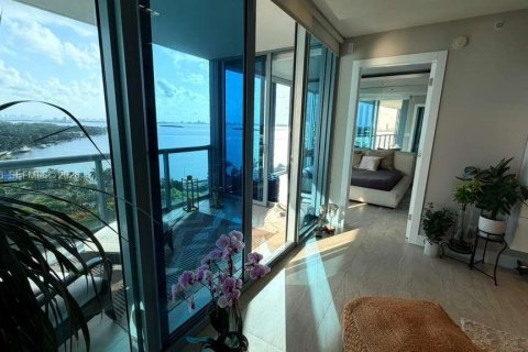 Copropriété à louer à Miami, Floride: 2 chambres, 107.58 m2 № 2190383 - photo 4