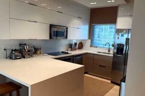 Copropriété à louer à Miami, Floride: 2 chambres, 107.58 m2 № 2190383 - photo 11