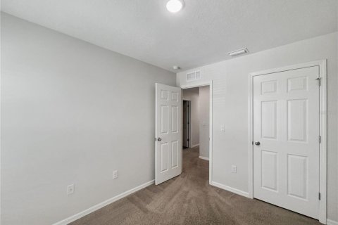 House in Riverview, Florida 4 bedrooms, 213.77 sq.m. № 1881408 - photo 25