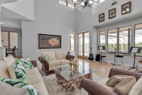 House in Terra Ceia, Florida 5 bedrooms, 359.9 sq.m. № 1742641 - photo 22