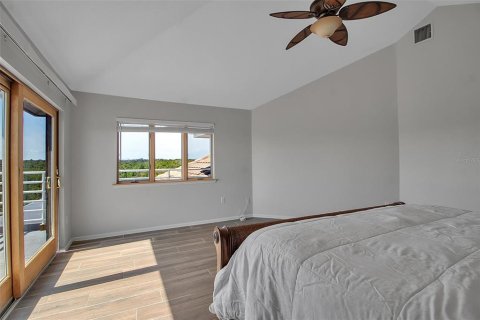 House in Terra Ceia, Florida 5 bedrooms, 359.9 sq.m. № 1742641 - photo 30