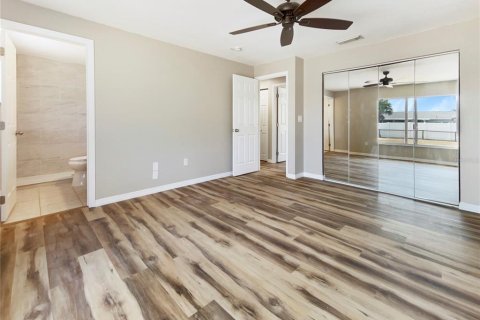 House in Port Charlotte, Florida 3 bedrooms, 111.67 sq.m. № 1679216 - photo 15