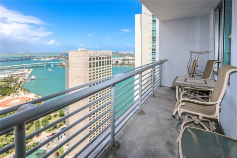 Condominio en venta en Miami, Florida, 1 dormitorio, 78.6 m2 № 1888783 - foto 3