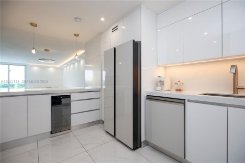 Copropriété à vendre à Sunny Isles Beach, Floride: 2 chambres, 148.92 m2 № 2241143 - photo 23