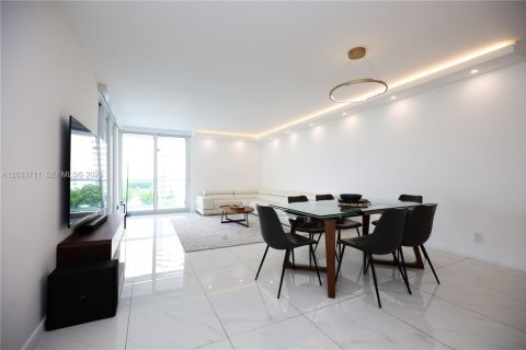 Copropriété à vendre à Sunny Isles Beach, Floride: 2 chambres, 148.92 m2 № 2241143 - photo 26