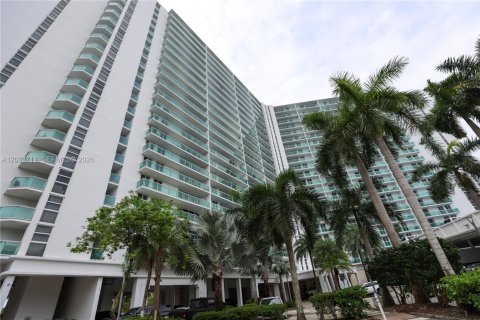 Copropriété à vendre à Sunny Isles Beach, Floride: 2 chambres, 148.92 m2 № 2241143 - photo 2
