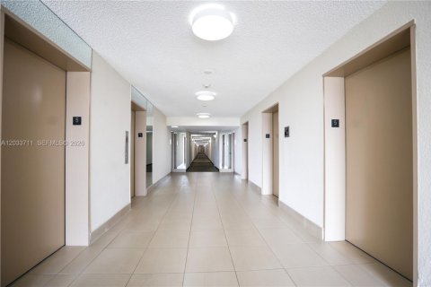 Copropriété à vendre à Sunny Isles Beach, Floride: 2 chambres, 148.92 m2 № 2241143 - photo 15