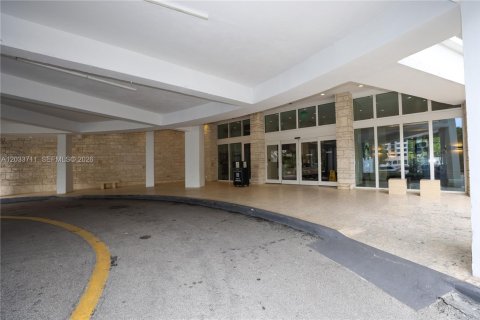 Copropriété à vendre à Sunny Isles Beach, Floride: 2 chambres, 148.92 m2 № 2241143 - photo 8