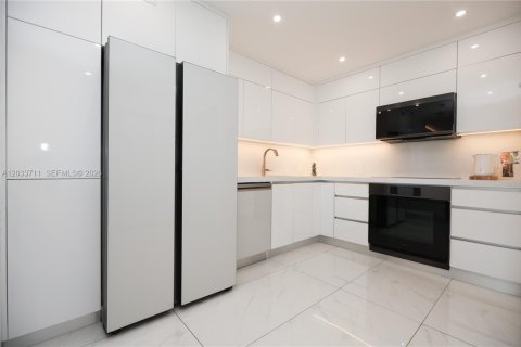 Copropriété à vendre à Sunny Isles Beach, Floride: 2 chambres, 148.92 m2 № 2241143 - photo 21