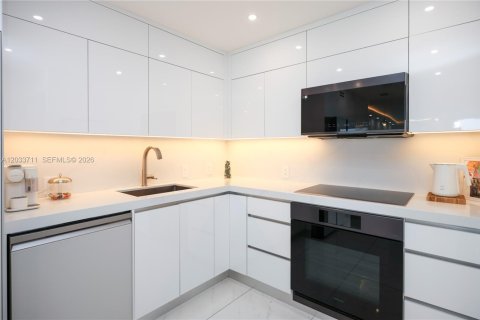 Copropriété à vendre à Sunny Isles Beach, Floride: 2 chambres, 148.92 m2 № 2241143 - photo 24