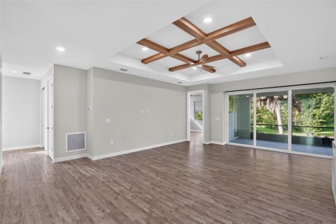 House in North Port, Florida 3 bedrooms, 161.28 sq.m. № 2225639 - photo 11