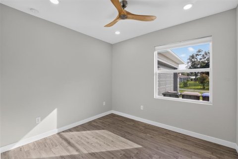 House in North Port, Florida 3 bedrooms, 161.28 sq.m. № 2225639 - photo 20