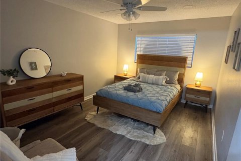 Condo in Saint Pete Beach, Florida, 1 bedroom  № 1788219 - photo 11